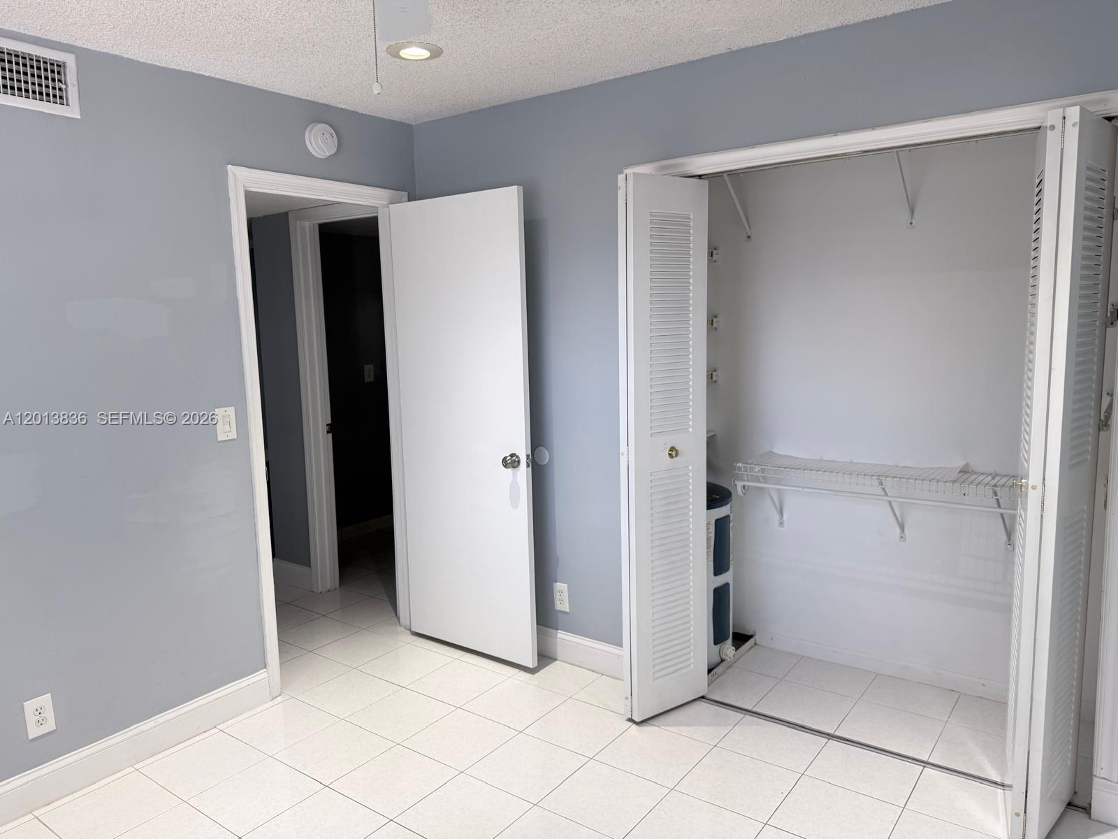 PALM VILLAGE CONDO - Residential Lease