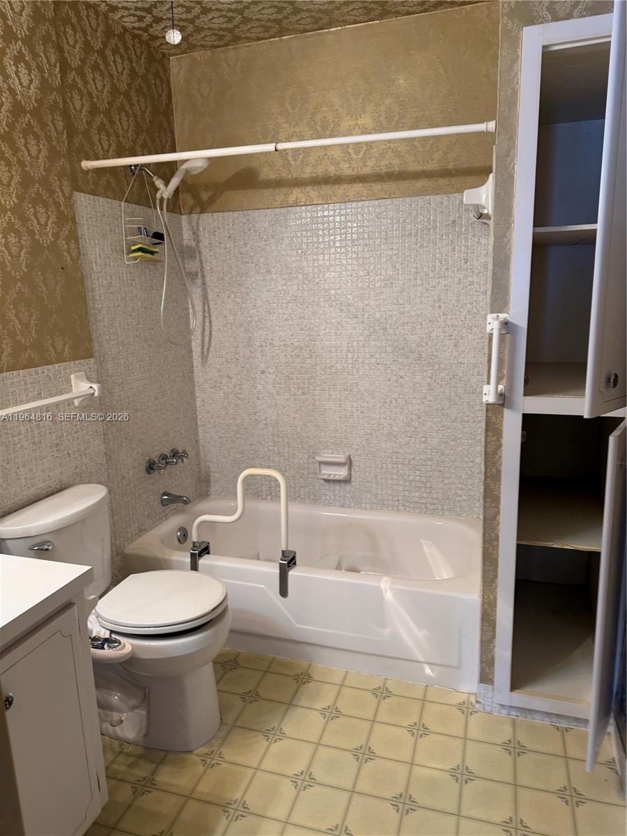 VIRGINIAN APARTMENTS - Residential