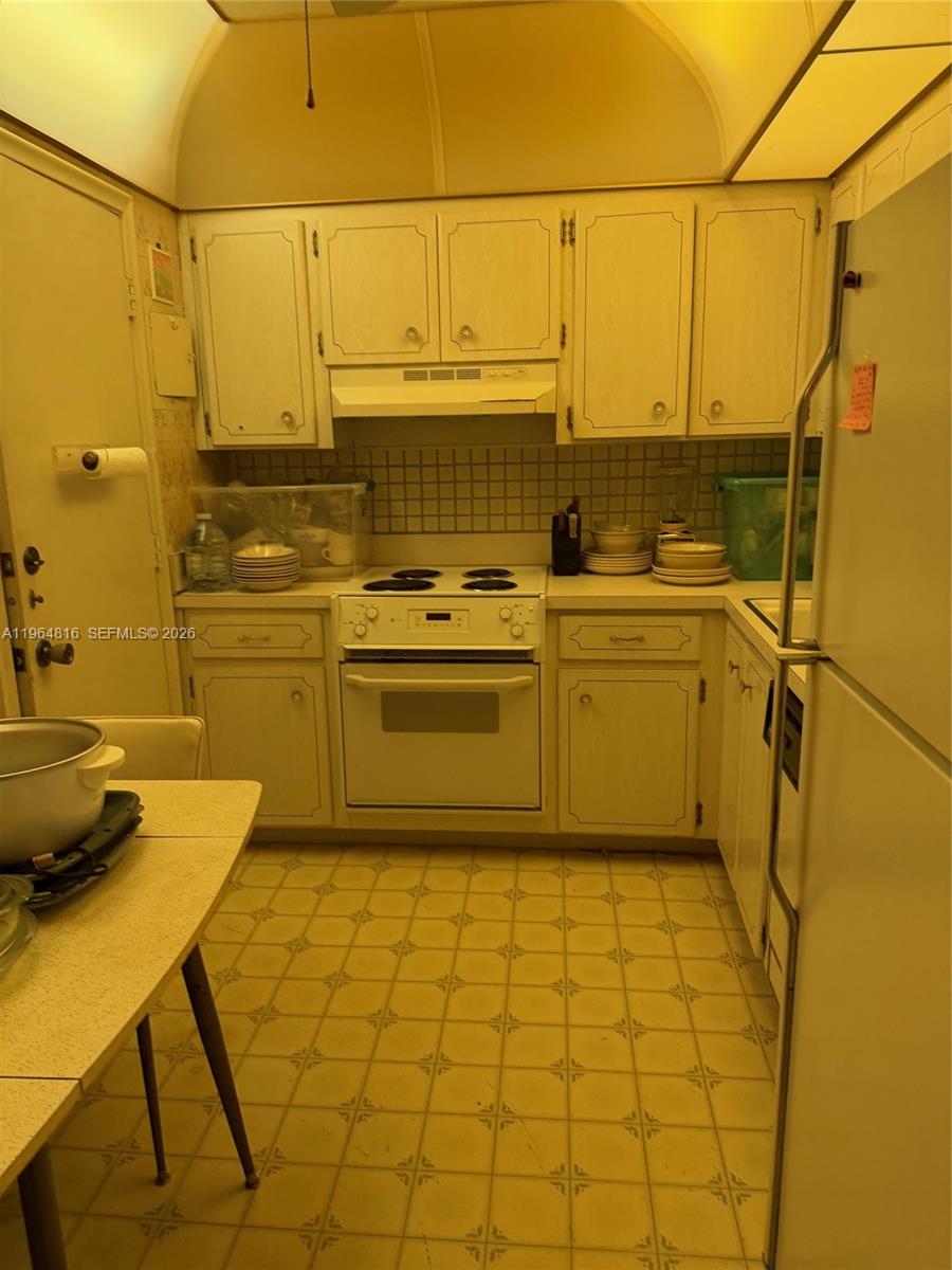 VIRGINIAN APARTMENTS - Residential