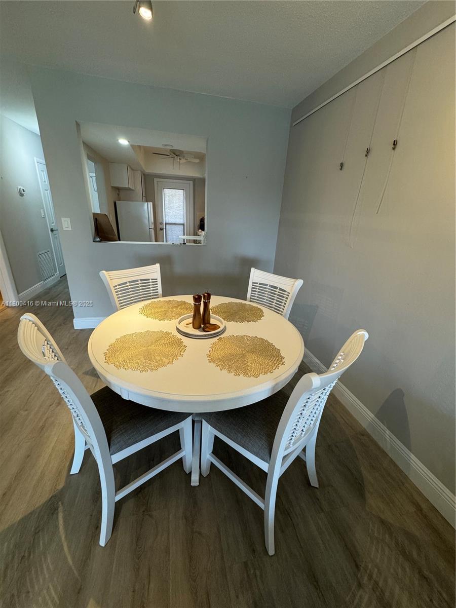 1000 SW 12th St 301