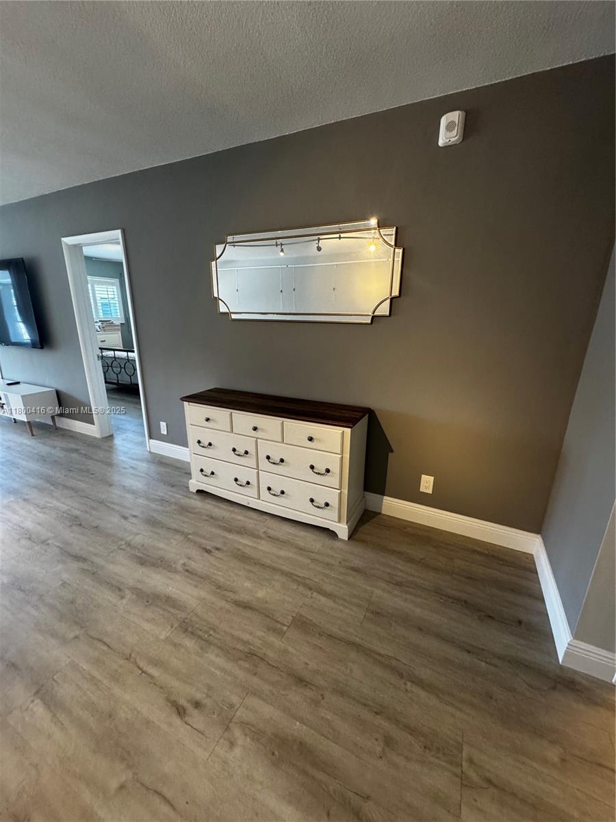 1000 SW 12th St 301