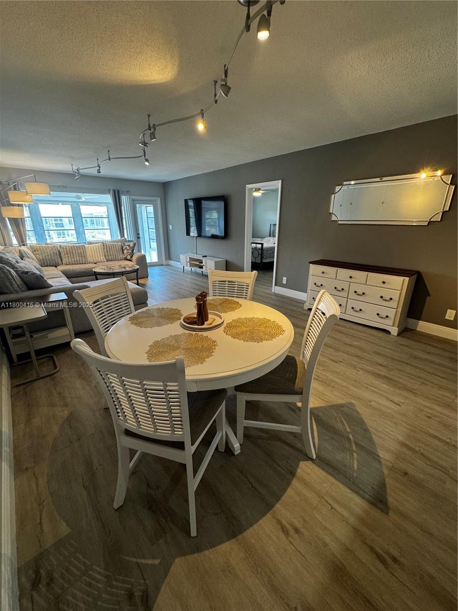 1000 SW 12th St 301