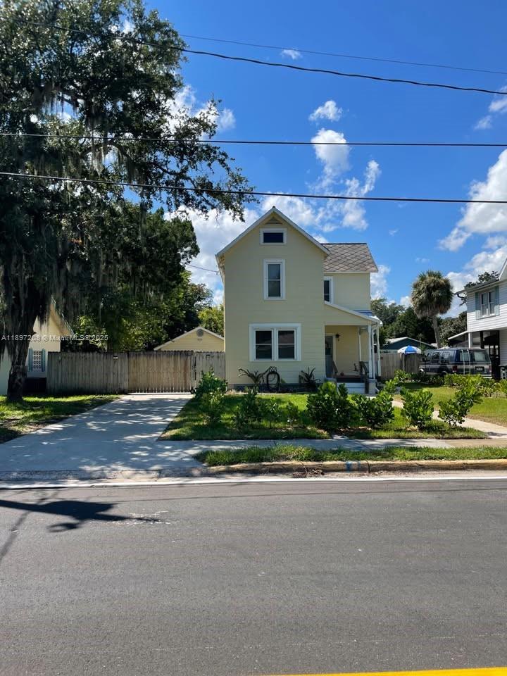 DAYTONA BEACH - Residential