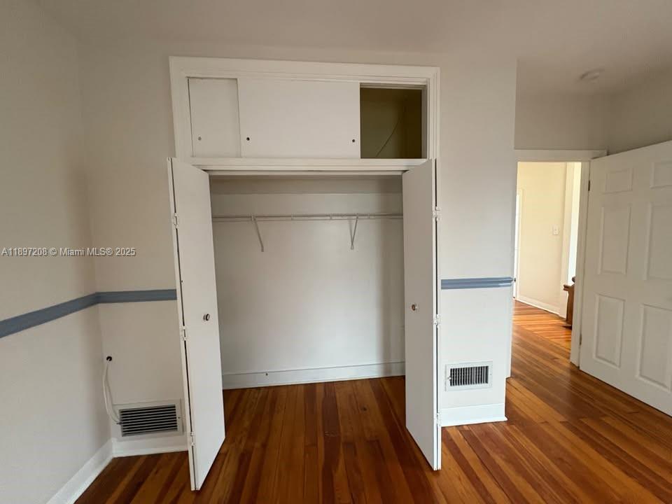 DAYTONA BEACH - Residential