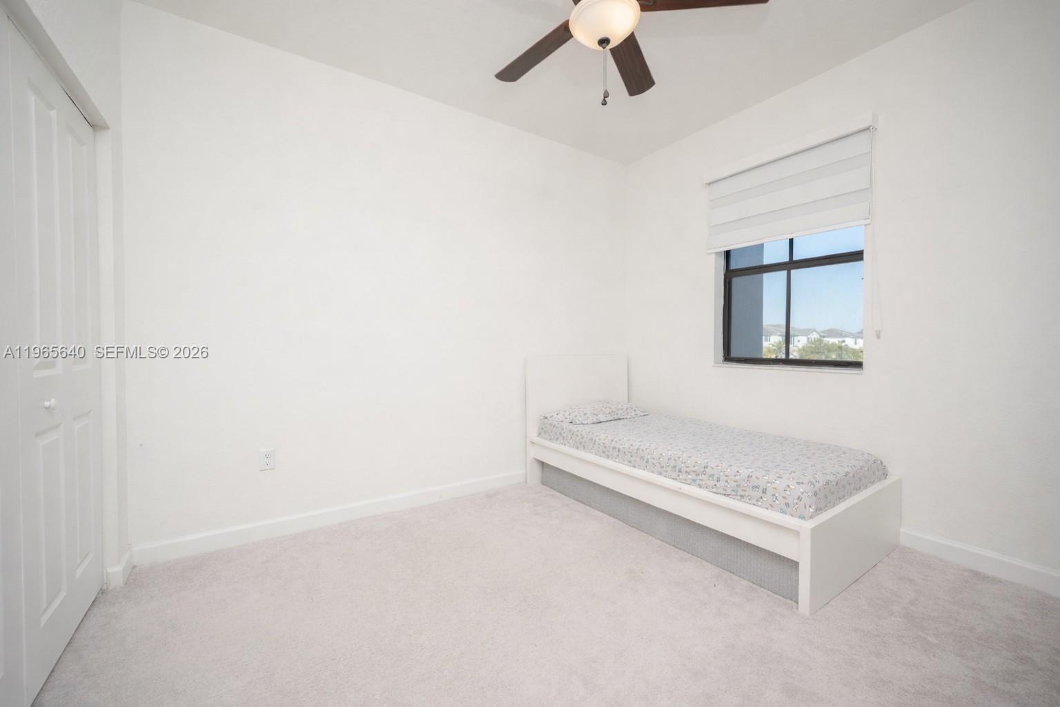 PINE ISLE - Residential