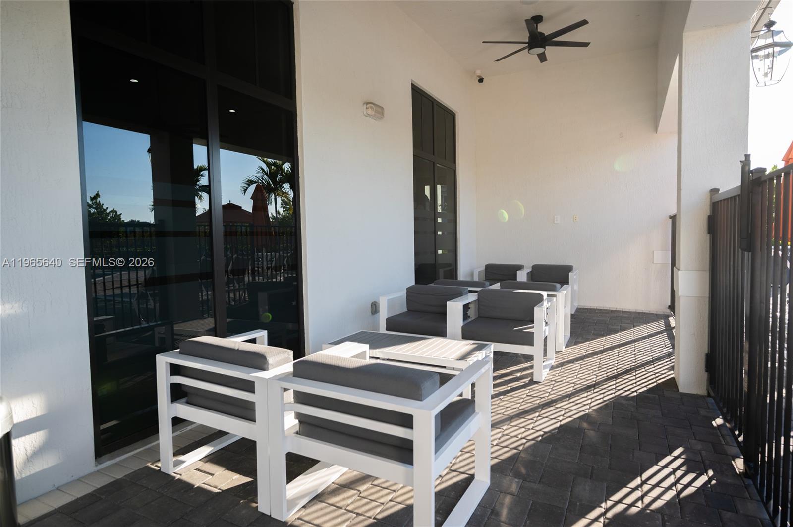 PINE ISLE - Residential