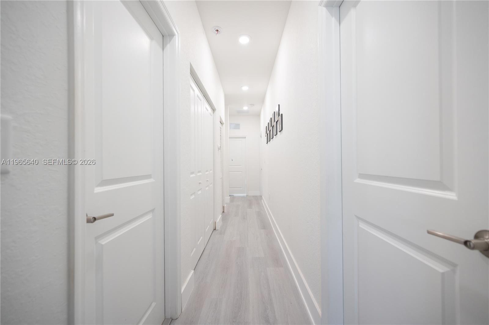 PINE ISLE - Residential