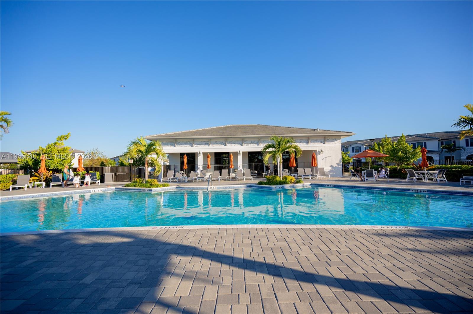 PINE ISLE - Residential