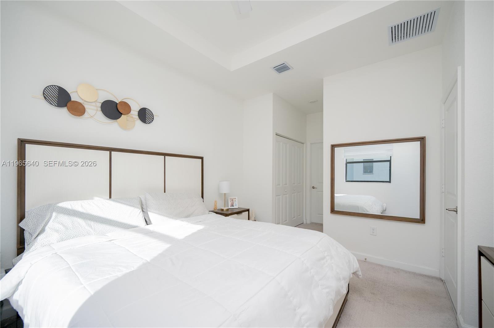 PINE ISLE - Residential