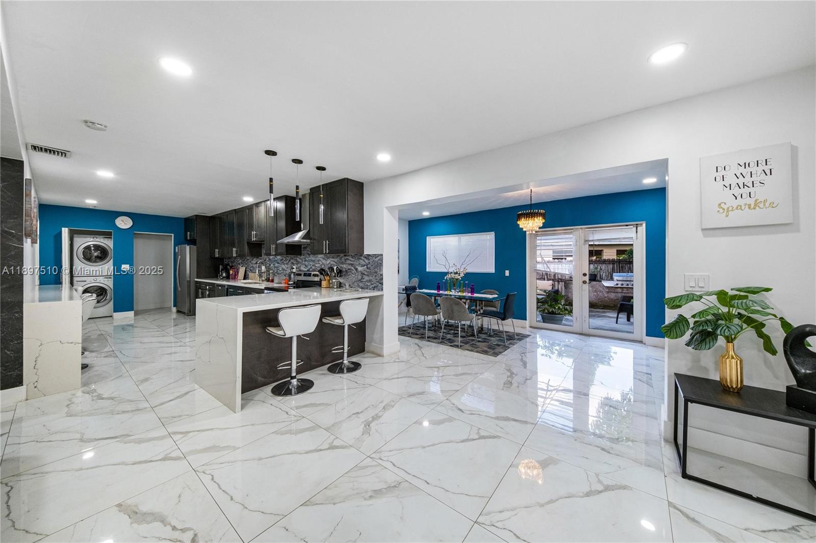 MIRAMAR SEC 5 - Residential