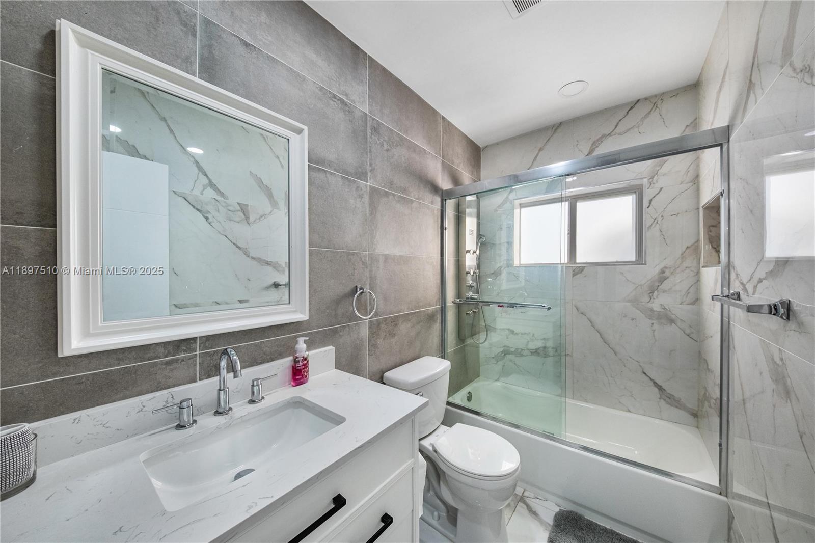 MIRAMAR SEC 5 - Residential