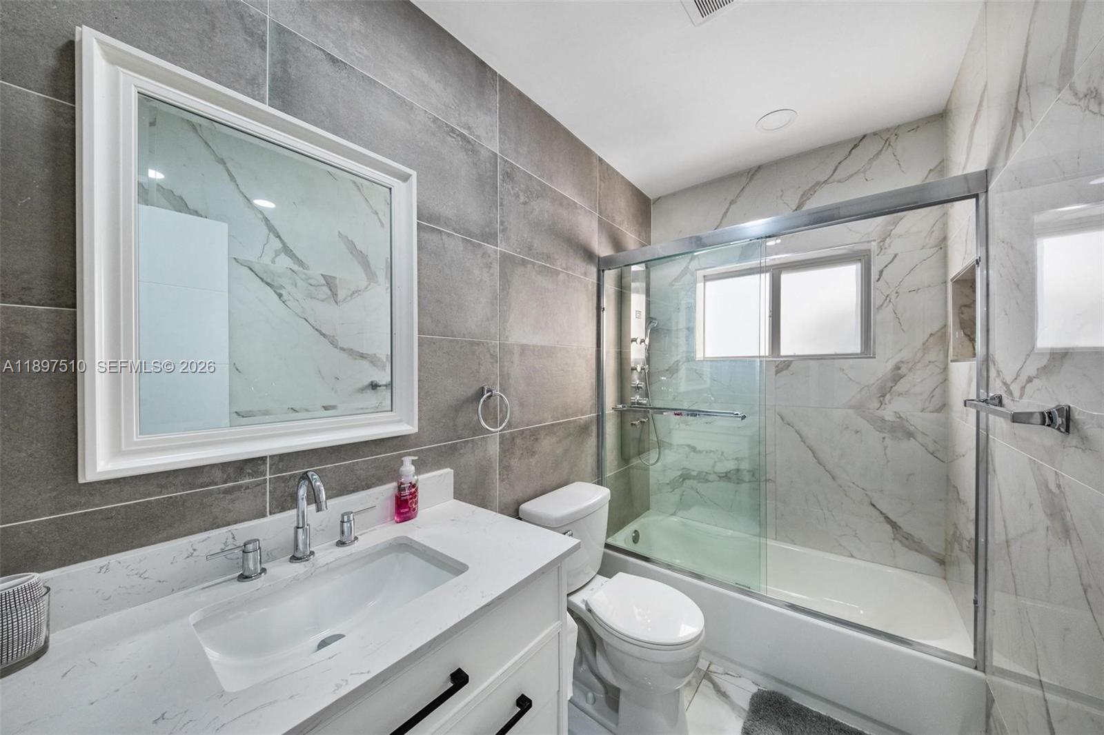 MIRAMAR SEC 5 - Residential