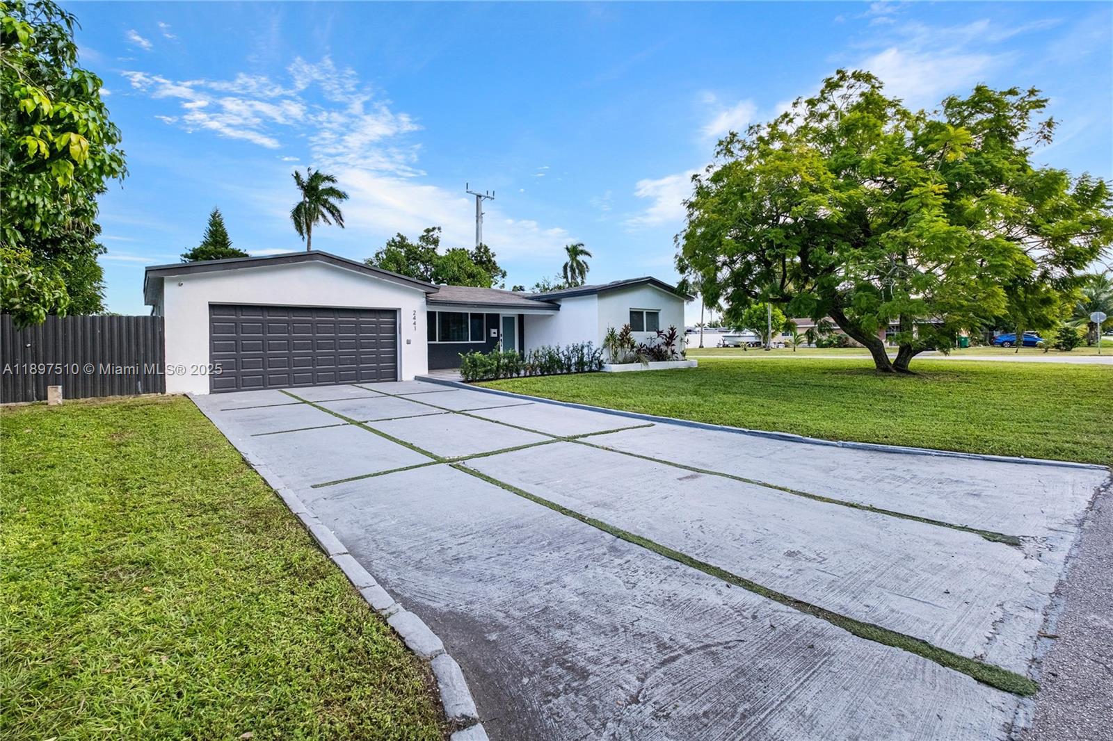 MIRAMAR SEC 5 - Residential