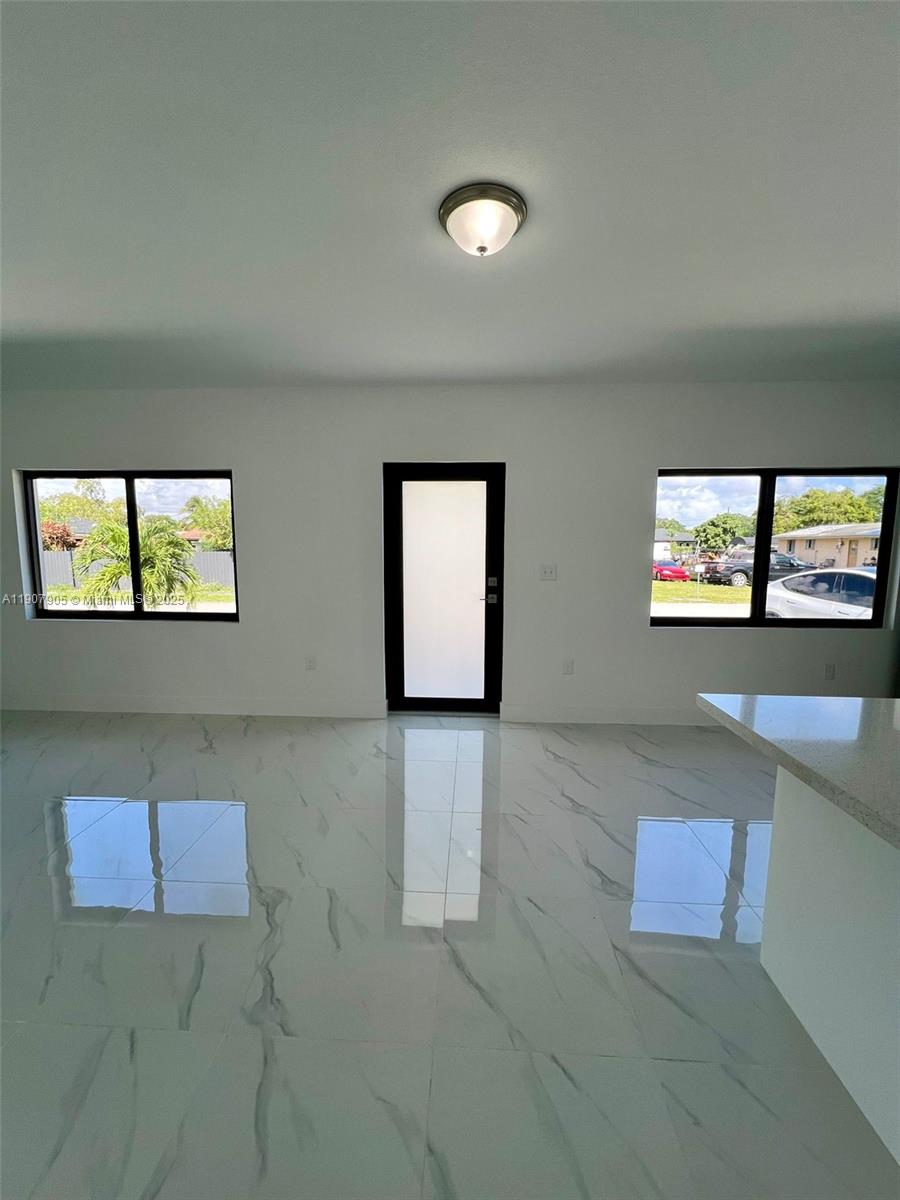 ¤SYMMES - SHARMAN TRACT - Residential Income