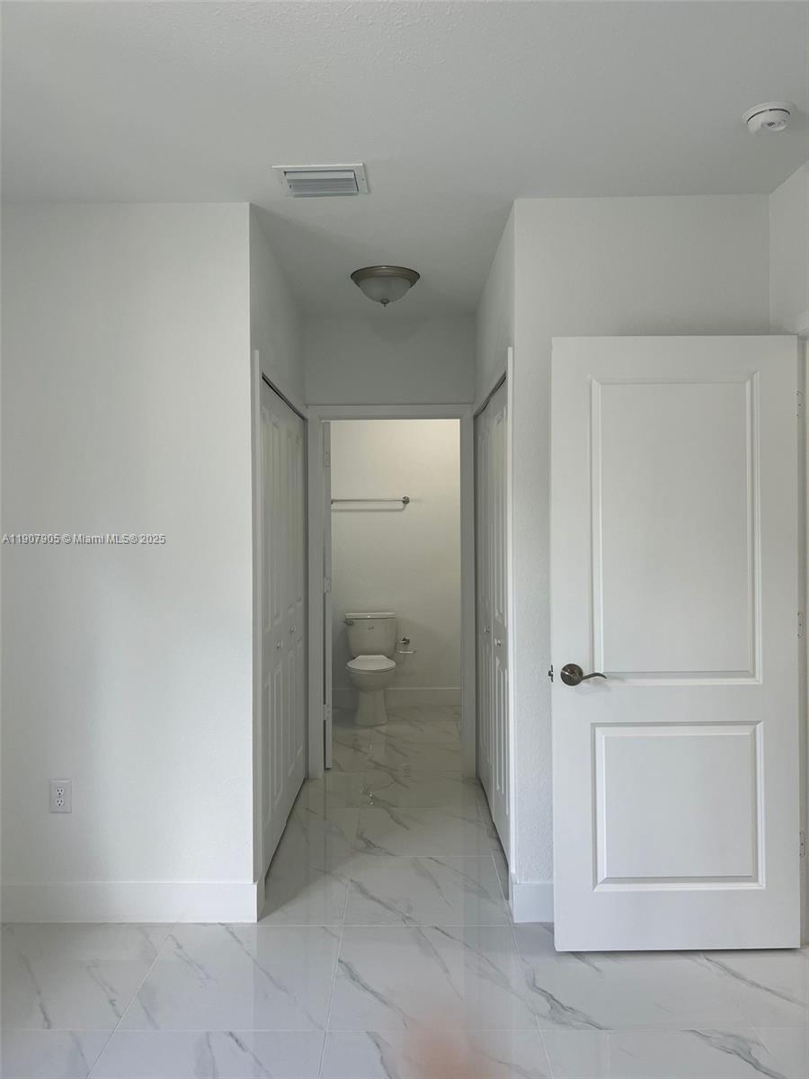 ¤SYMMES - SHARMAN TRACT - Residential Income