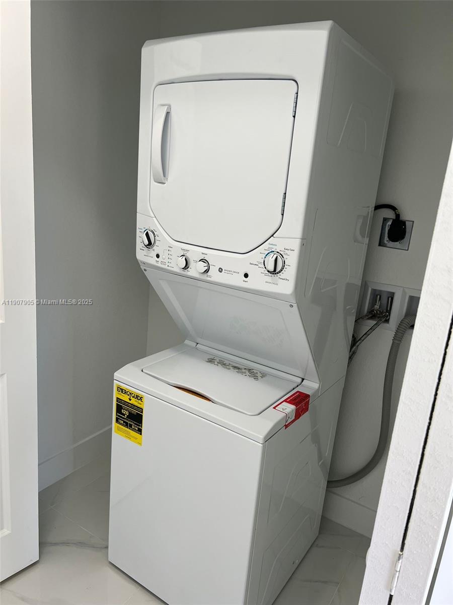 ¤SYMMES - SHARMAN TRACT - Residential Income