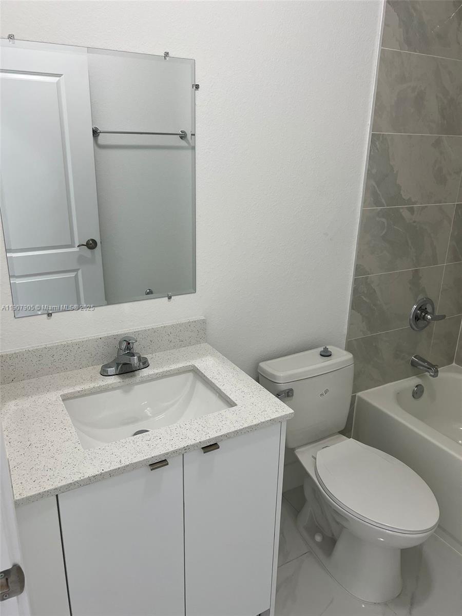 ¤SYMMES - SHARMAN TRACT - Residential Income