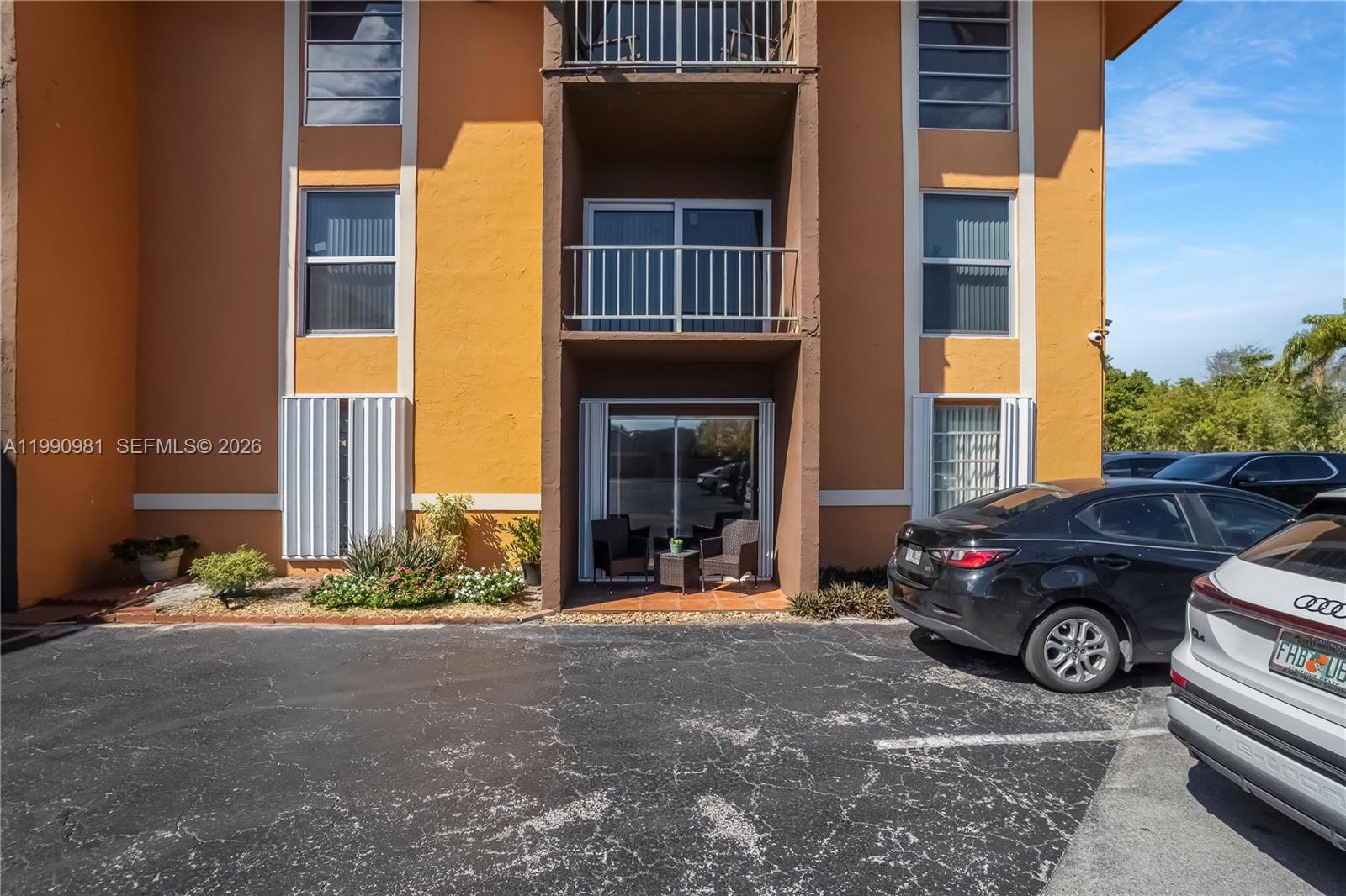 SUNSET PALMS EAST CONDO - Residential