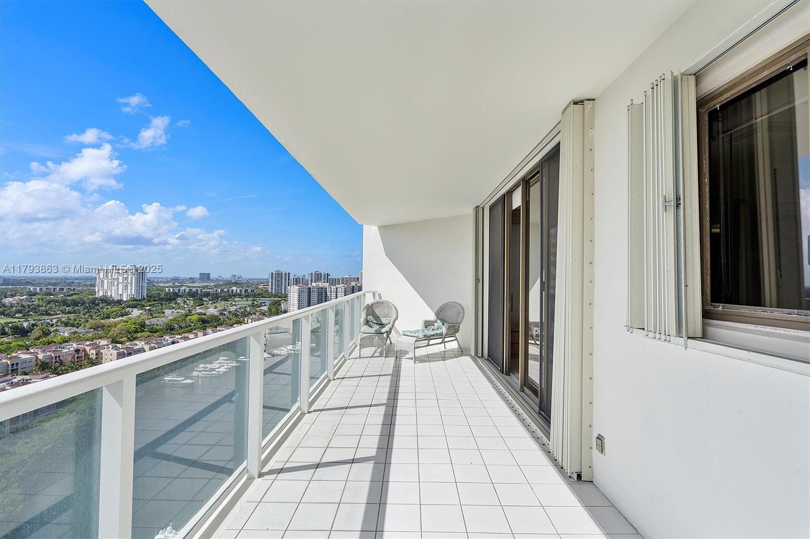 MARINA TOWER CONDO - Residential
