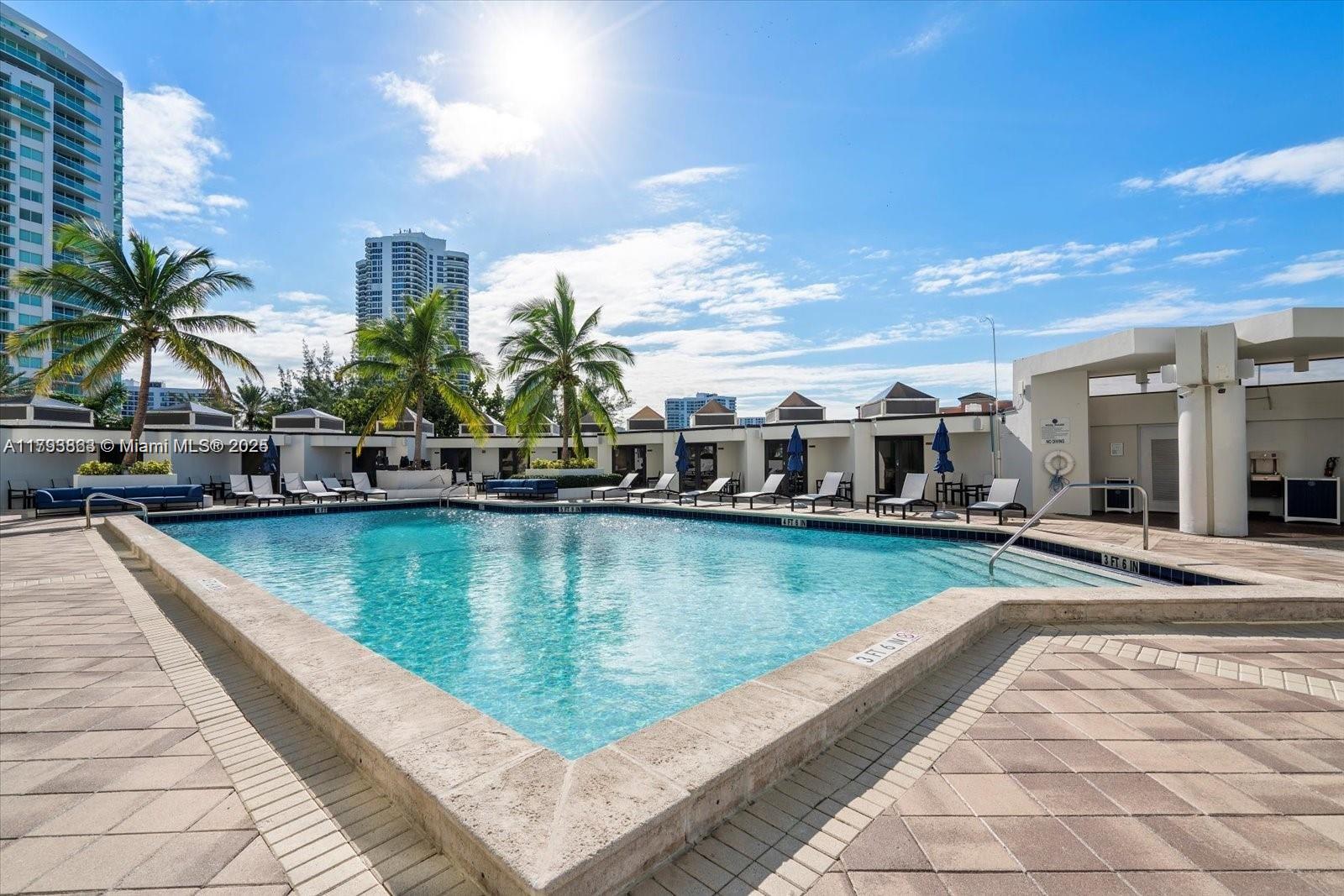 MARINA TOWER CONDO - Residential