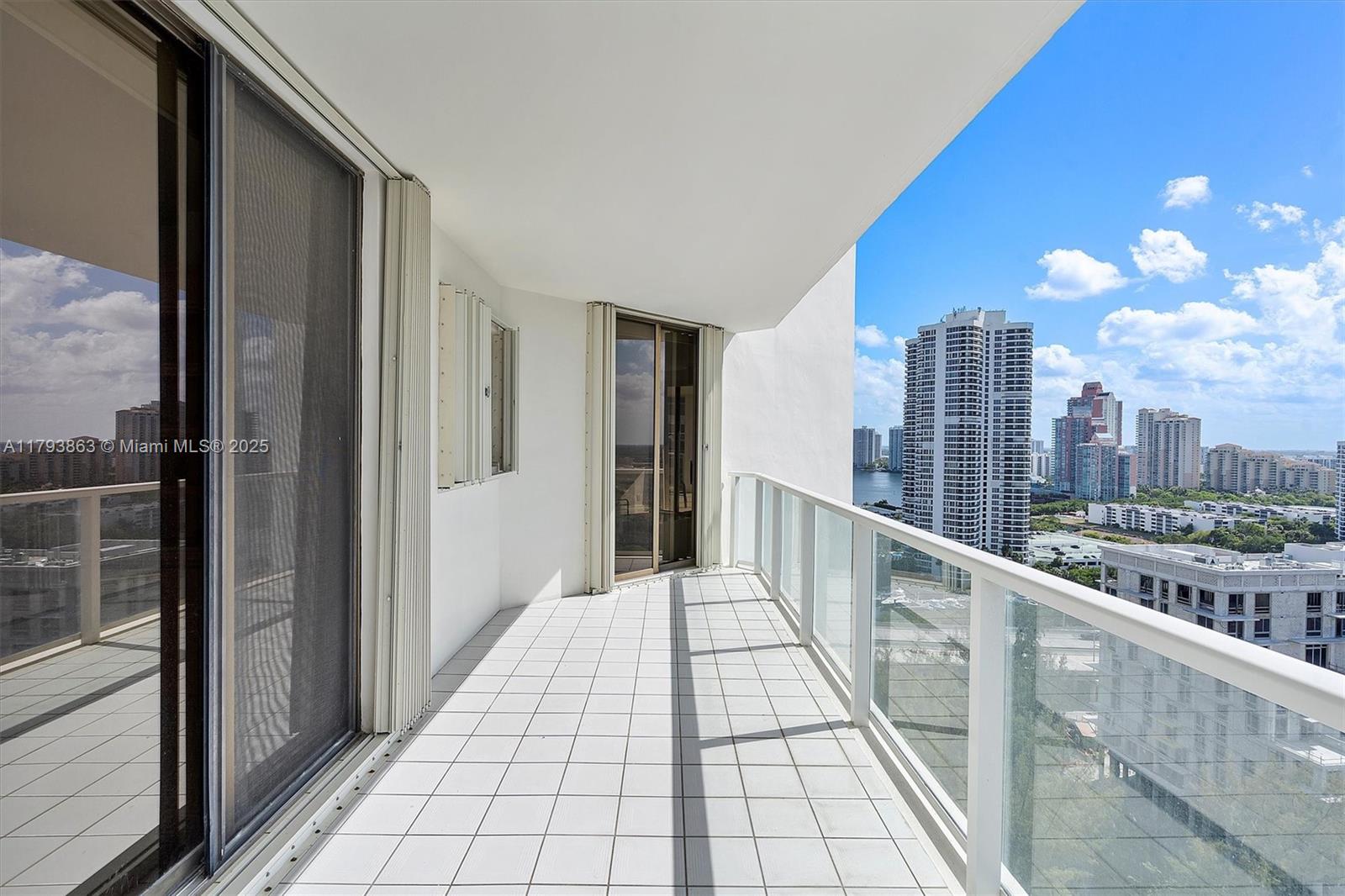 MARINA TOWER CONDO - Residential