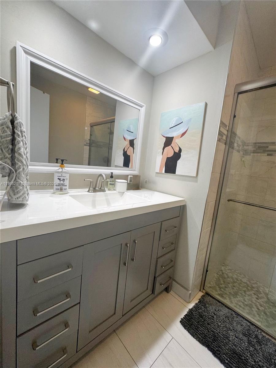 NEW RIVER ESTATES SEC 2 - Residential Lease