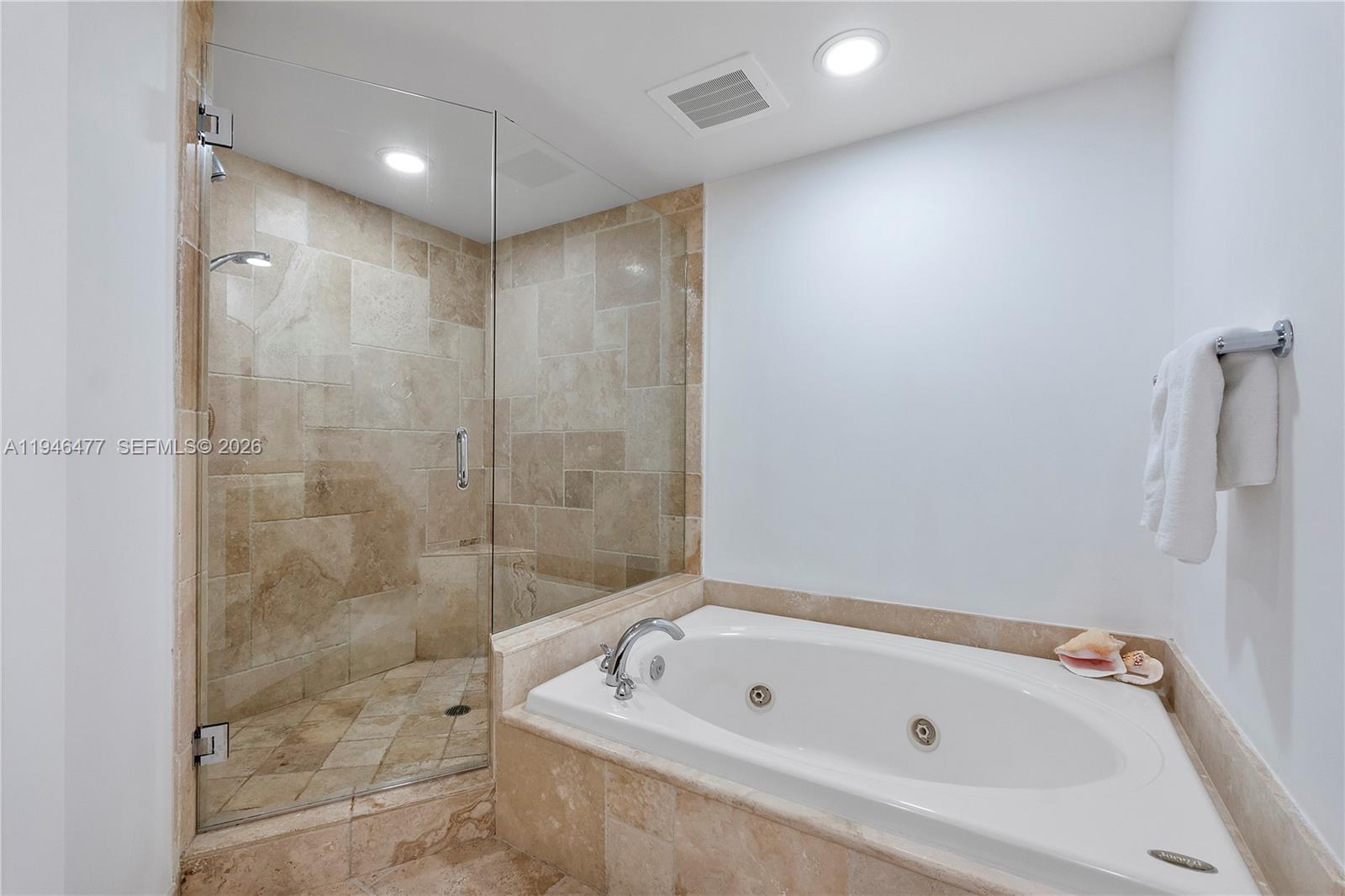 THE PORT RESIDENCES - Residential