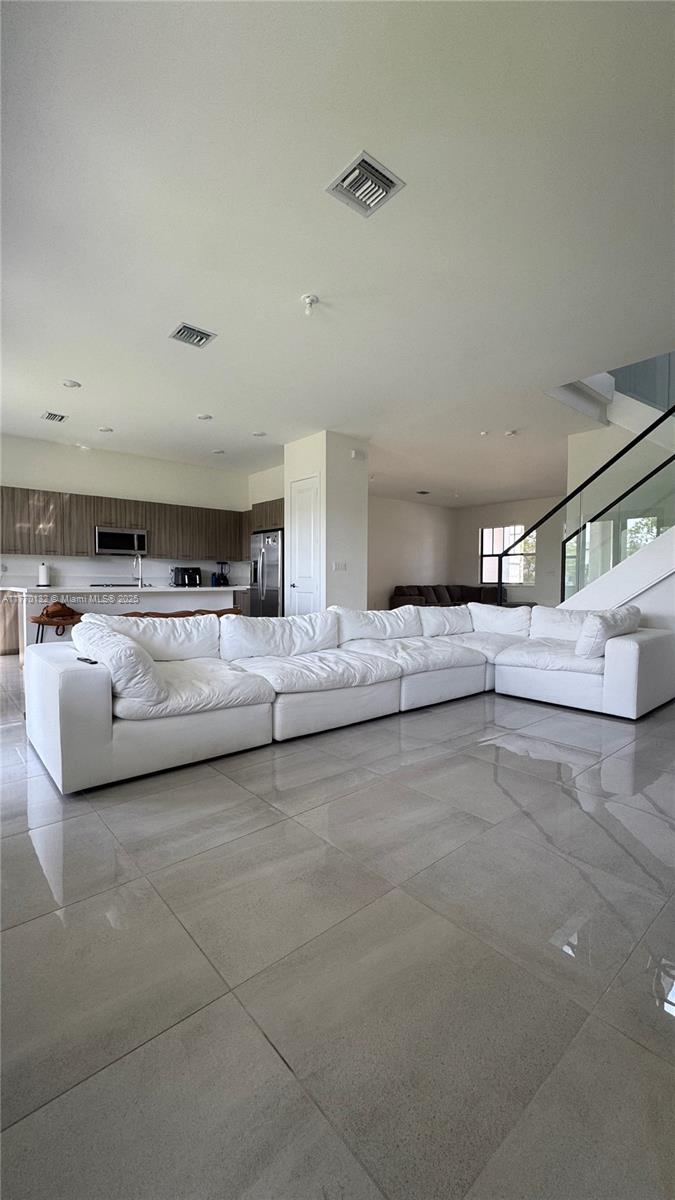 TUSCAN ISLES - Residential