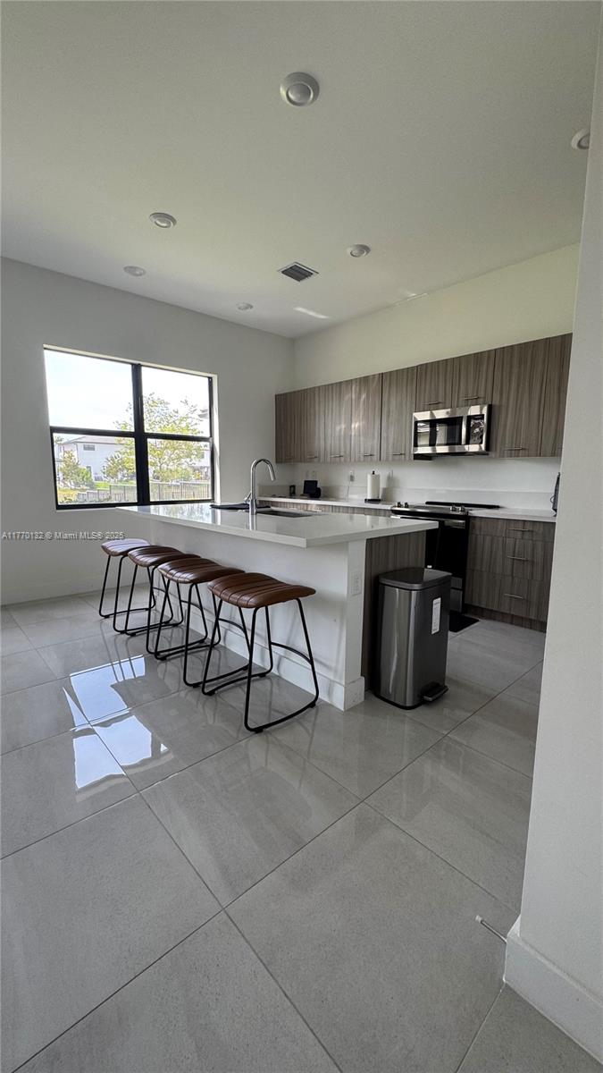 TUSCAN ISLES - Residential