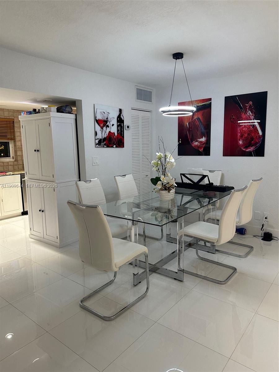 Snapper Creek Townhouses - Residential