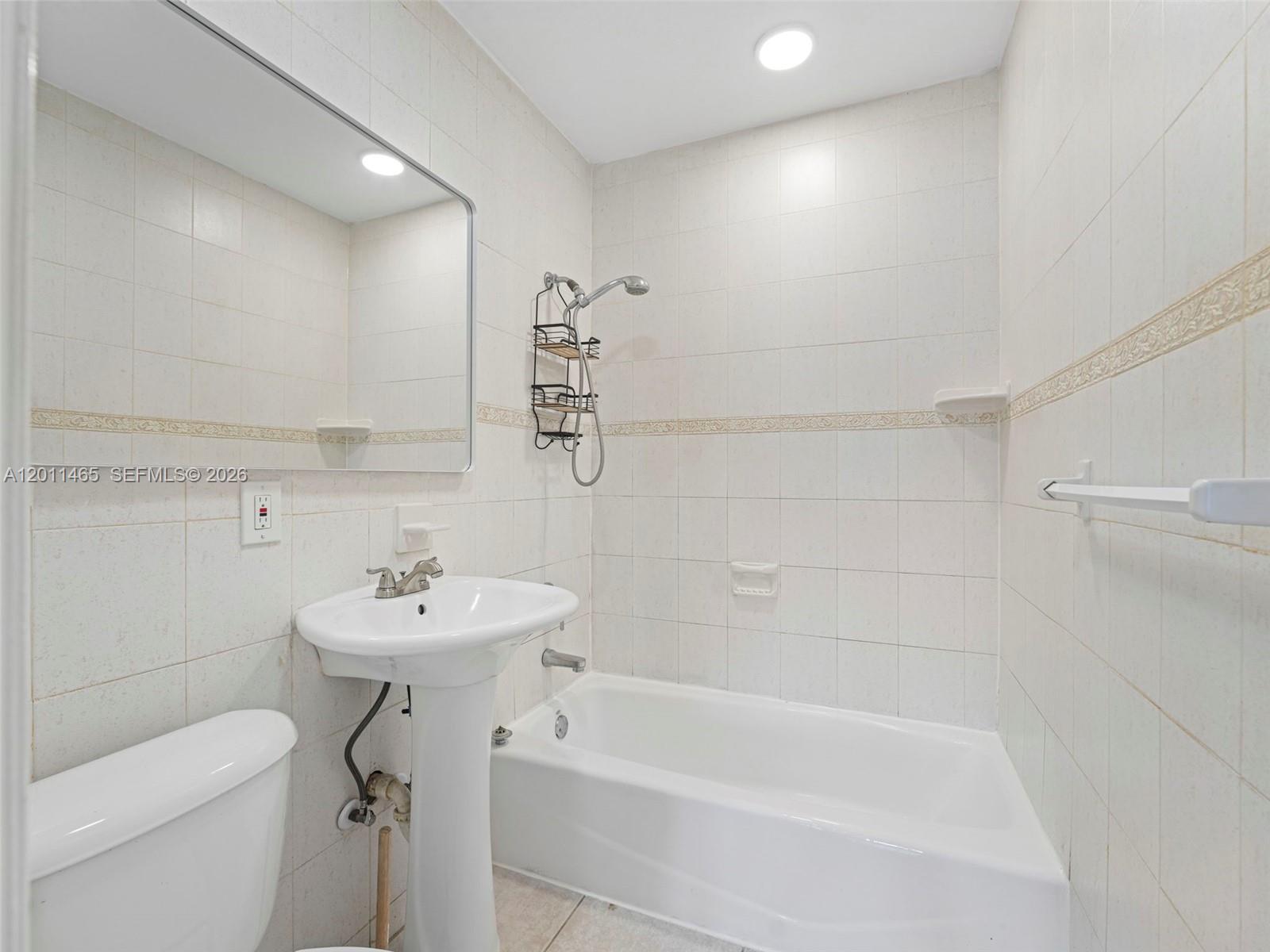 FAIRLAWN - Residential