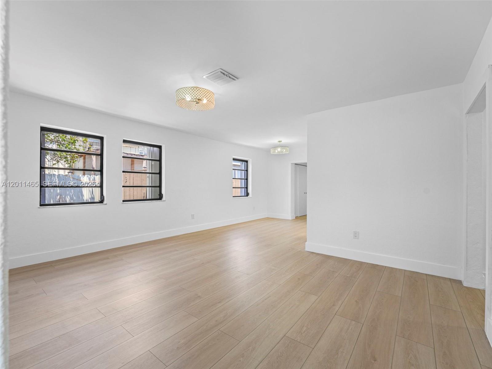 FAIRLAWN - Residential