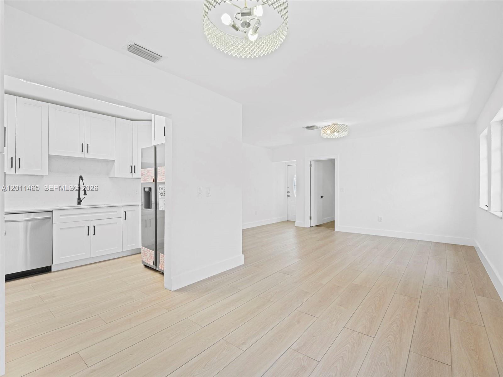 FAIRLAWN - Residential
