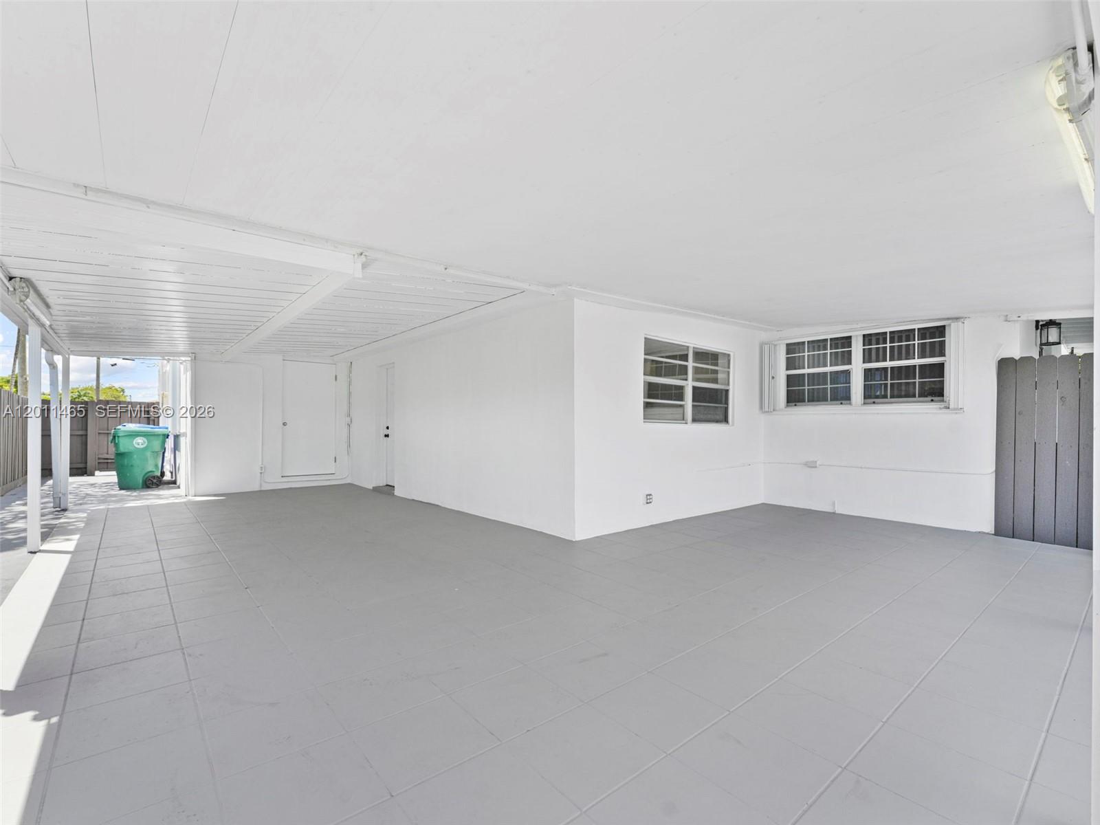 FAIRLAWN - Residential