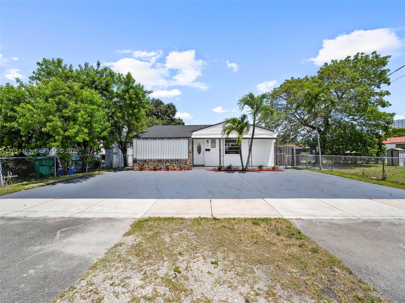 FAIRLAWN - Residential