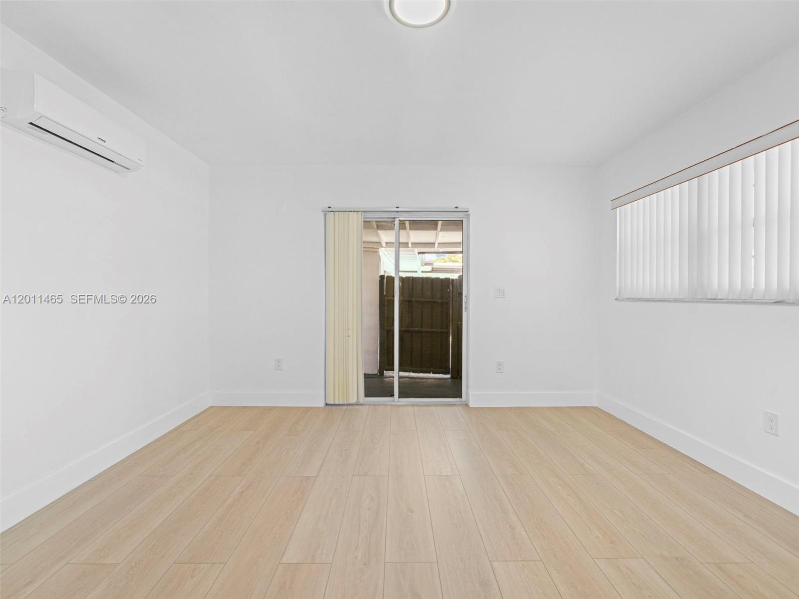FAIRLAWN - Residential