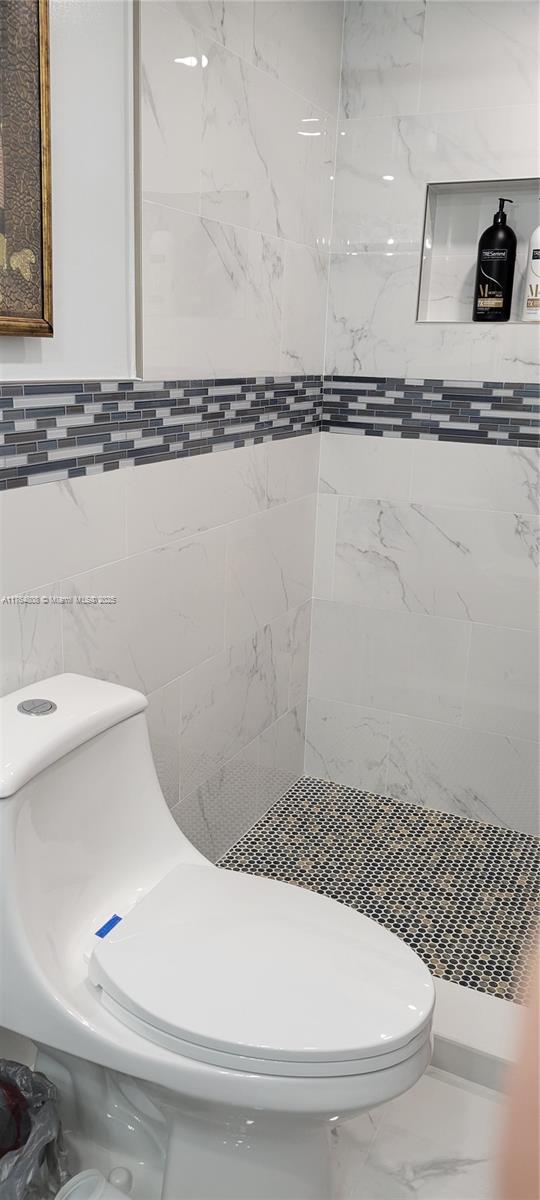 IMPERIAL TOWERS CONDO - Residential
