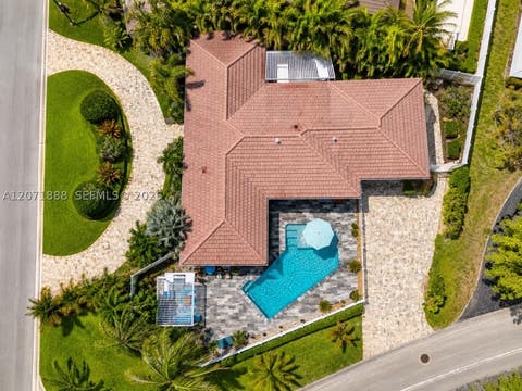 Photo of 2615 NE 26th St, Fort Lauderdale, FL 33305 (MLS # A12071888)
