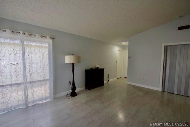 VILG HOMES COUNTRY WALK C - Residential