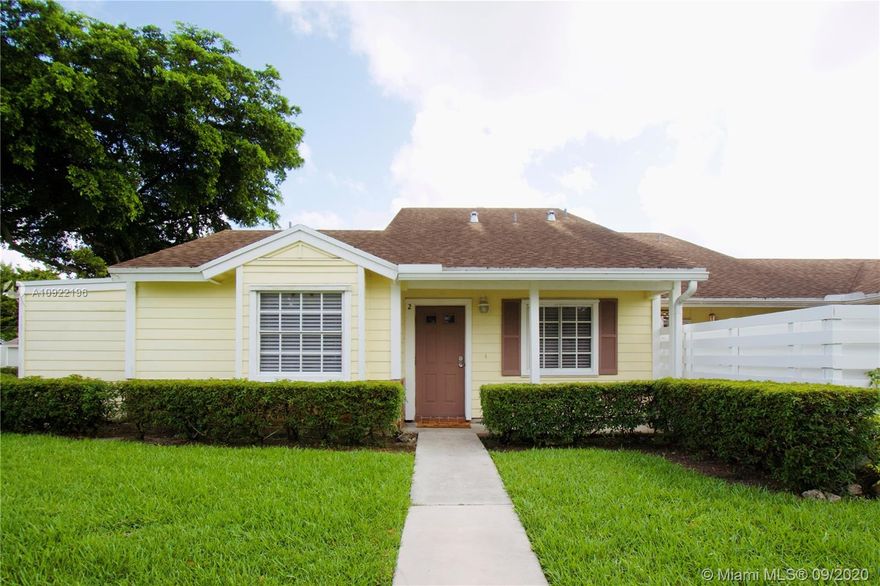 Great opportunity to own this charming 2 Bedroom, 1 Bath Villa in the beautiful Country Walk community! This unit features fresh paint, new lovely laminate wood flooring, washer & dryer in the unit, and a private patio. Walk the beautiful tree-lined pathways to wonderful amenities such as multiple pools, gym, tennis & basketball courts, children's playground, country store and much more. Close to shopping and restaurants, and near transportation and highways. Highly rated school district. Just a great place to call home; hurry it won't last!