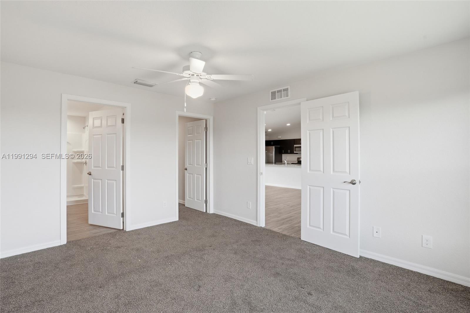 Port La Belle - Residential