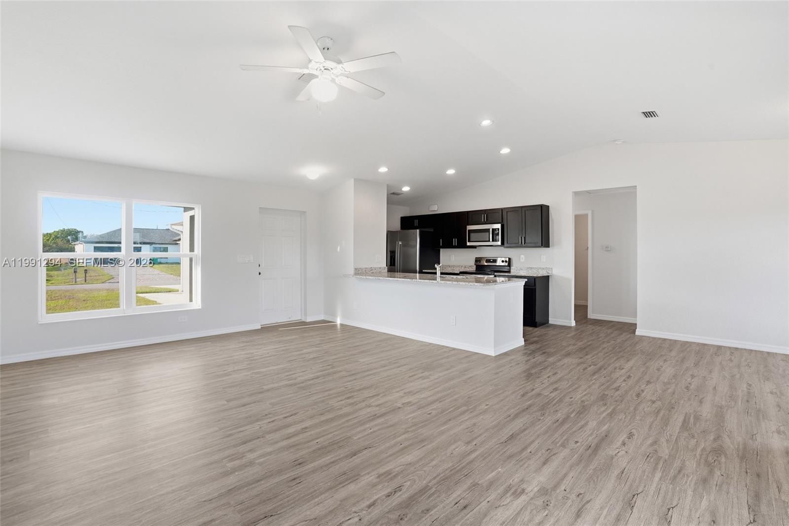 Port La Belle - Residential