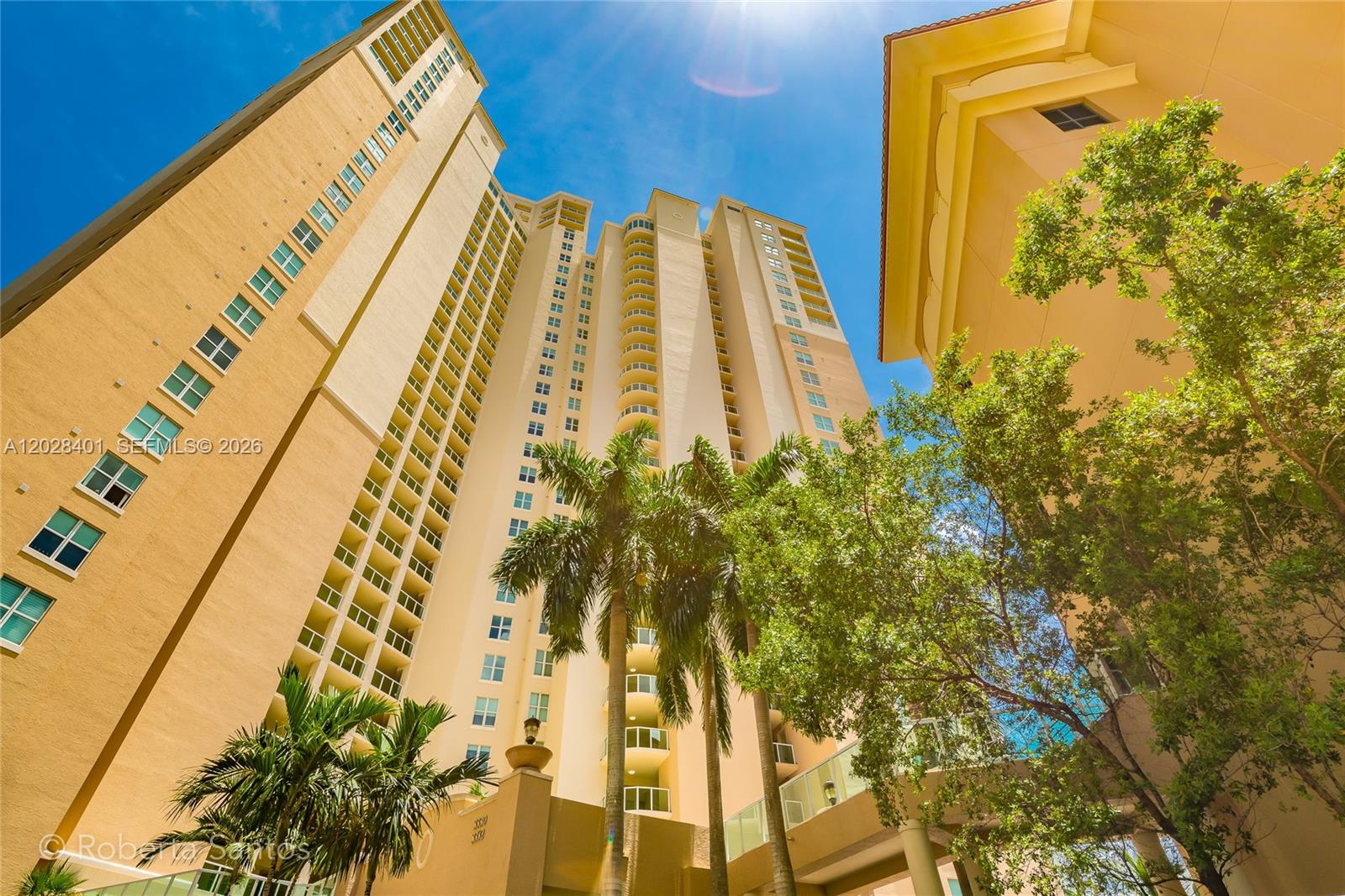 AVENTURA MARINA CONDO NUM - Residential
