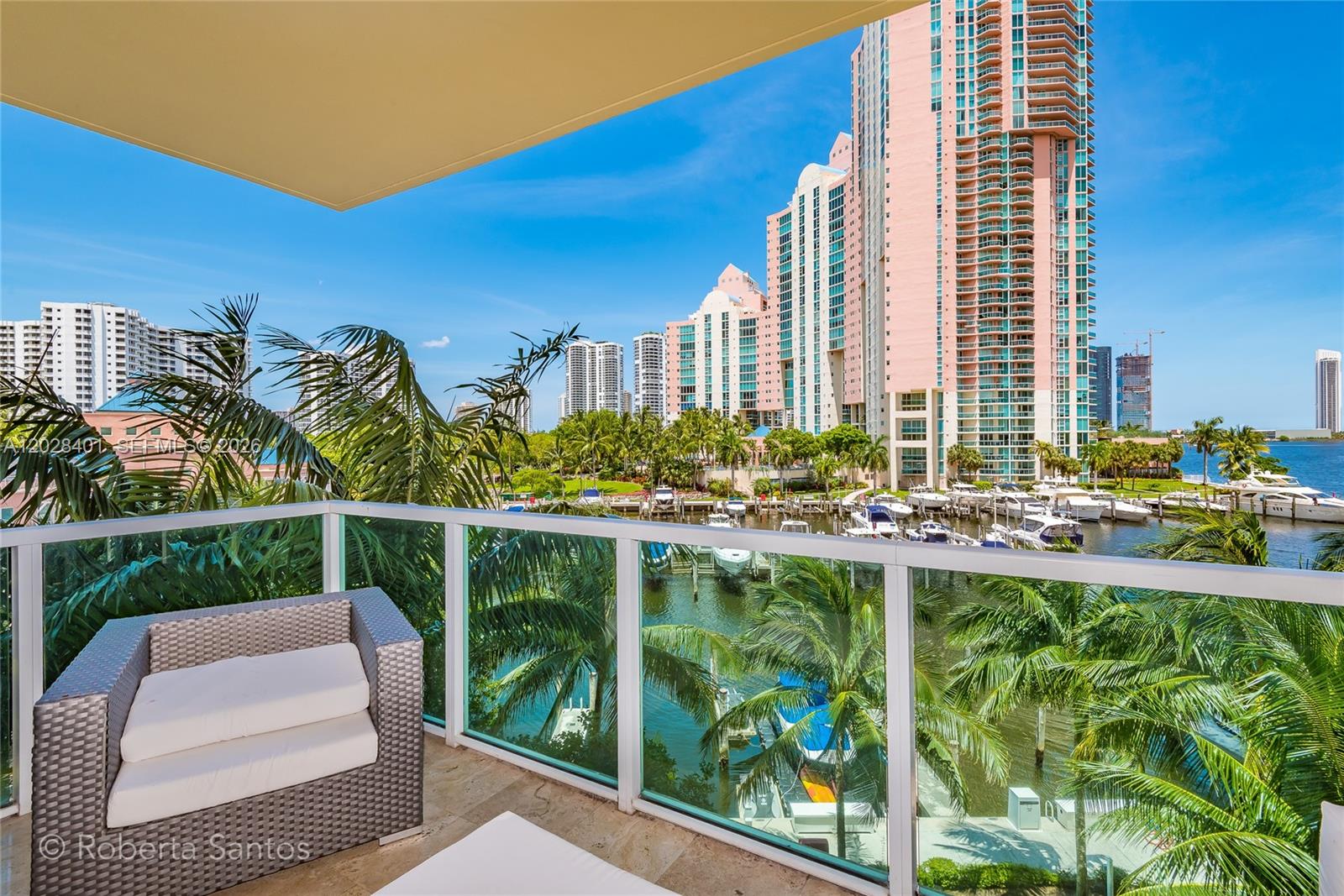 AVENTURA MARINA CONDO NUM - Residential