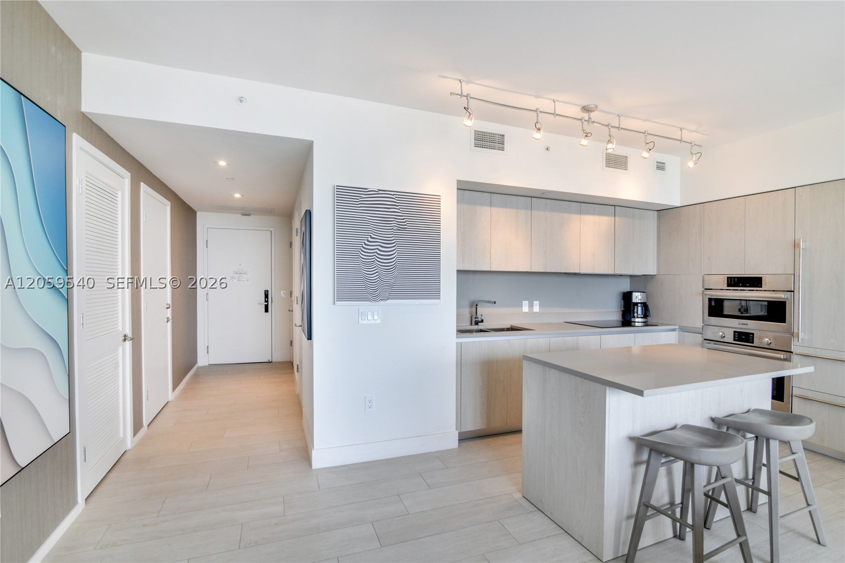 4010 S Ocean Dr R1006