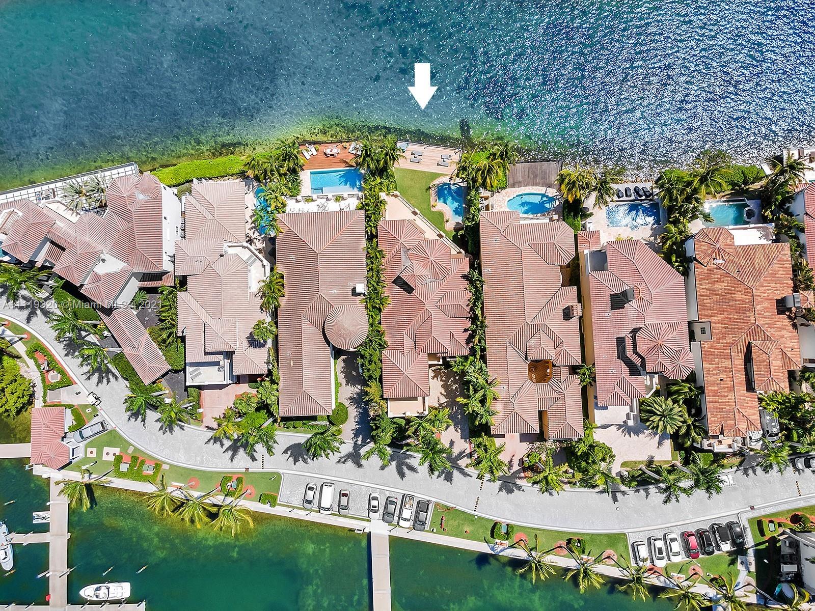 ISLAND ESTATES - Residential