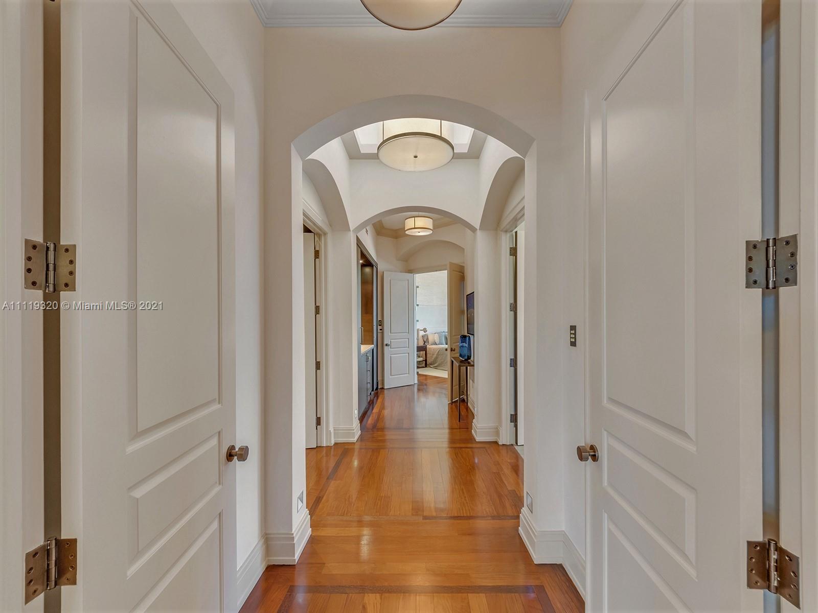 ISLAND ESTATES - Residential