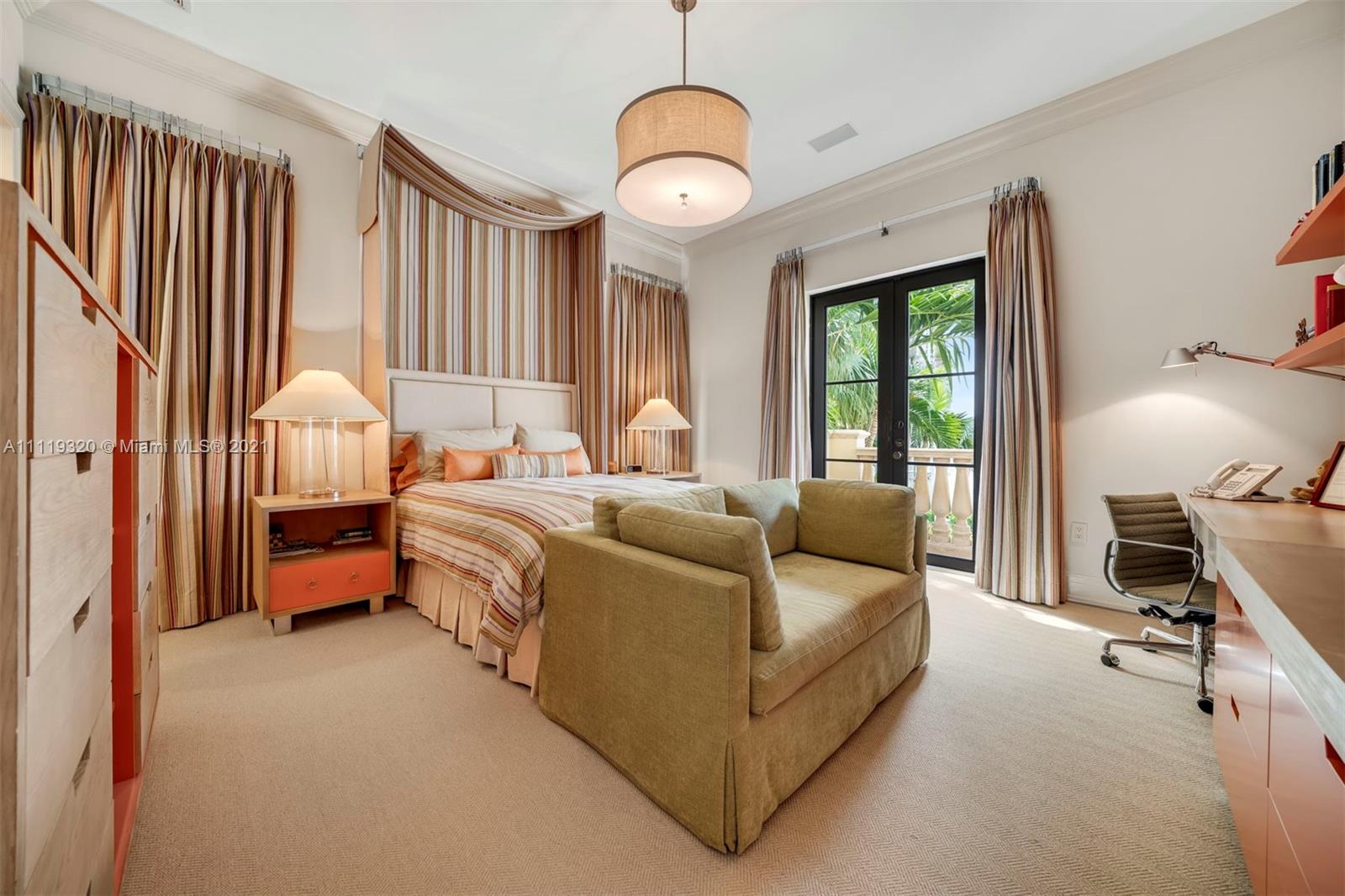 ISLAND ESTATES - Residential