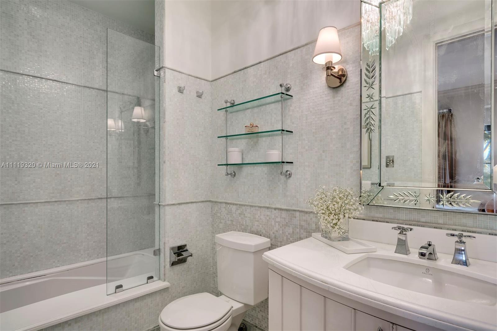 ISLAND ESTATES - Residential