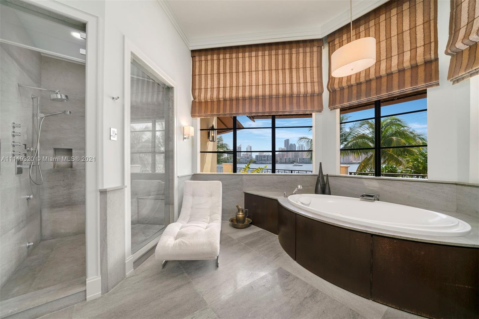 ISLAND ESTATES - Residential